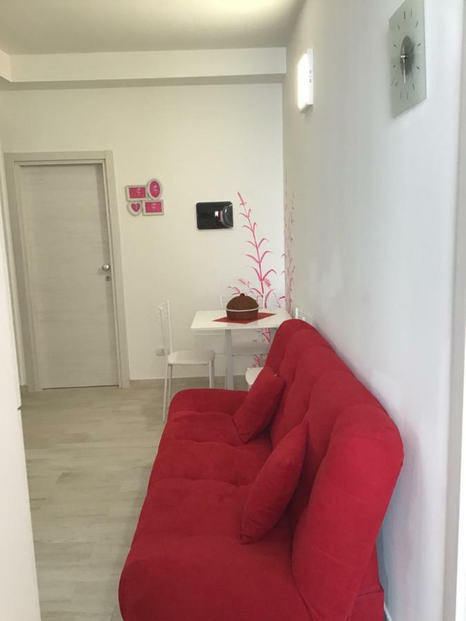 Appartamento Rubino - Lovely Little Flat 3 Minutes From Golf Club 5 Minutes From Lake ソイアーノ・デル・ラーゴ エクステリア 写真